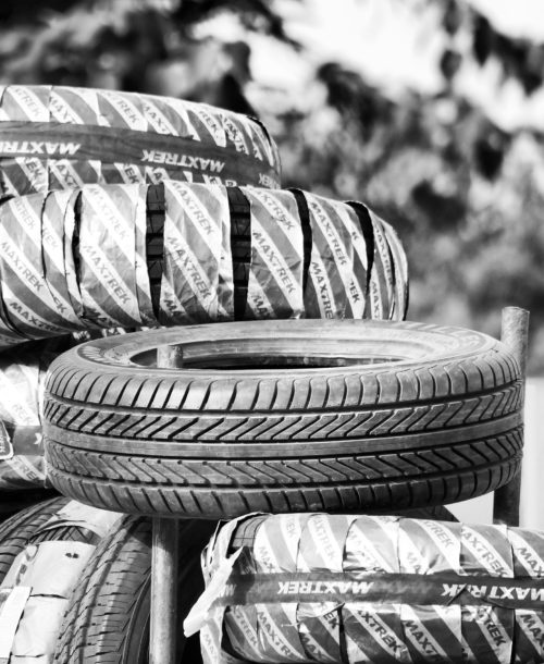 tyres-1064944_1920